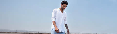 linen white shirts in summer wordrobe