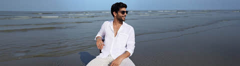 White shirt & Tshirts for beach vacation 