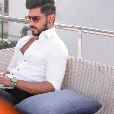 Romance & Style: 5 Valentine Day Shirts Perfect for Making a Lasting Impression in 2023