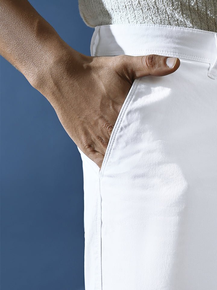 White Cotton Stretch Shorts - Stroll