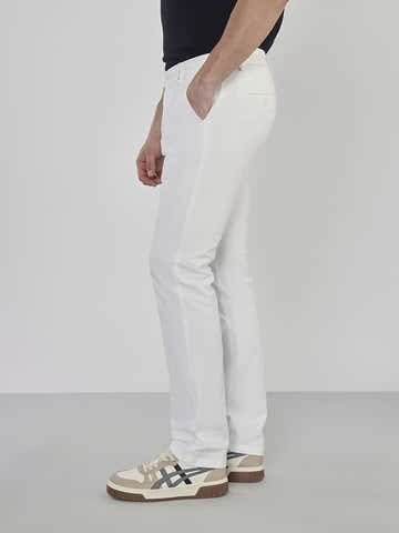 Chinos Vs Trousers: Deciphering the Difference Kingdom of White Chinos Vs Trousers: Deciphering the Difference Kingdom of White