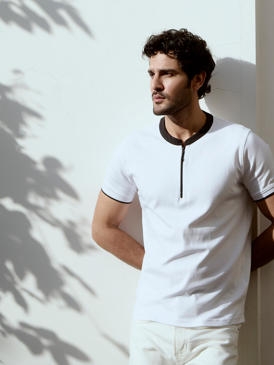 Contrast Collar 100% Cotton White T-shirt - Moon