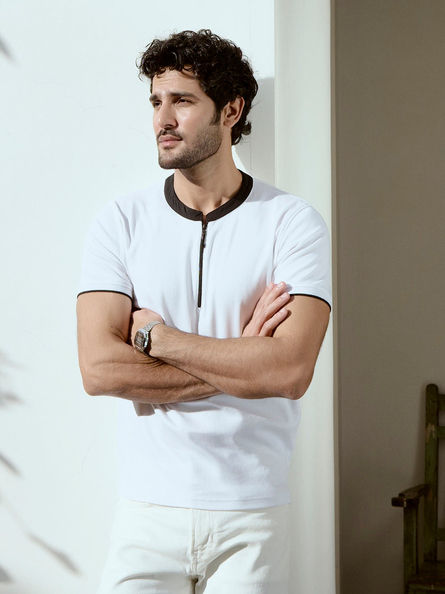 Contrast Collar 100% Cotton White T-shirt - Moon