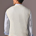 Haze White V-Neck Sleeveless Sweater